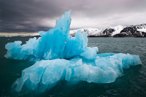 Blue drift ice